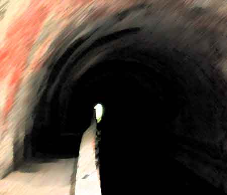 das Licht am Ende des Tunnels